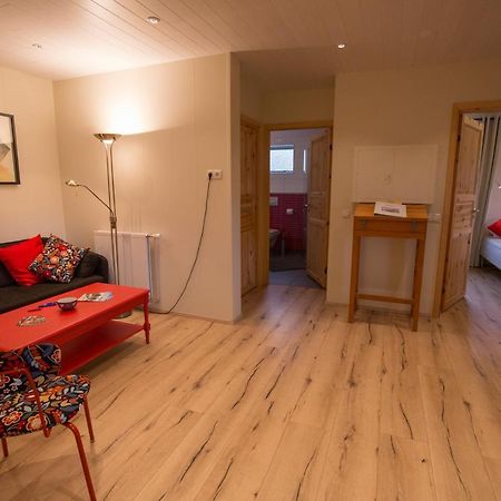 Hestasport Apartment Varmahlid  Bagian luar foto